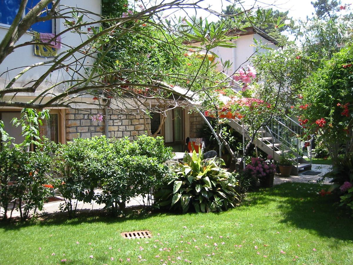 Casa Furrer Aparthotel Тирения Екстериор снимка