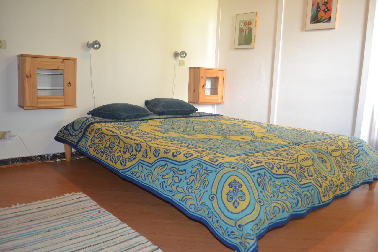 Casa Furrer Aparthotel Тирения Стая снимка
