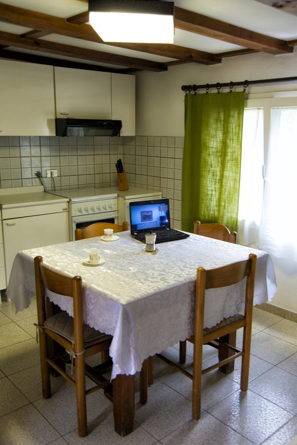 Casa Furrer Aparthotel Тирения Екстериор снимка